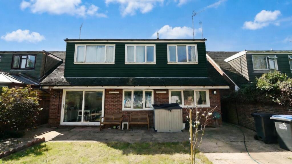 Additional image 12 of Bishops Close, Hatfield