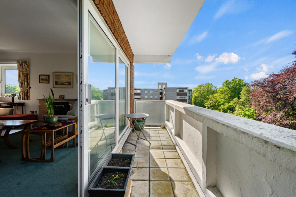 Apartment in Glasgow, Hillfoot, East Dunbartonshire - View 5