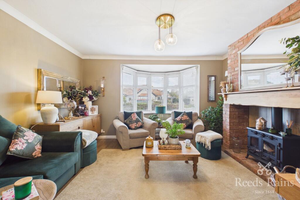 Burns Drive, Rhyl, Denbighshire, LL18 photo 3