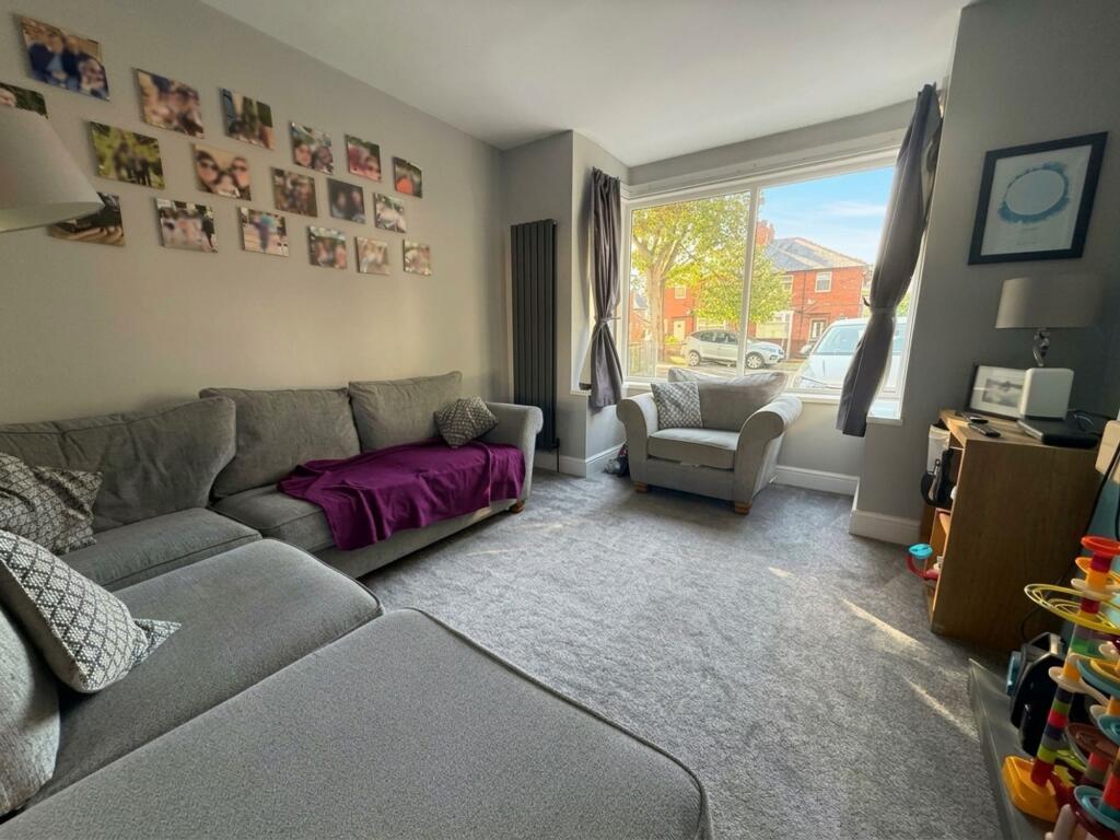 Brancaster Drive, Lincoln, LN6 photo 2