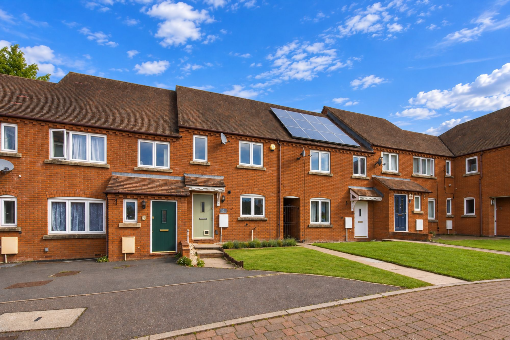 House in Worcester - View 5
