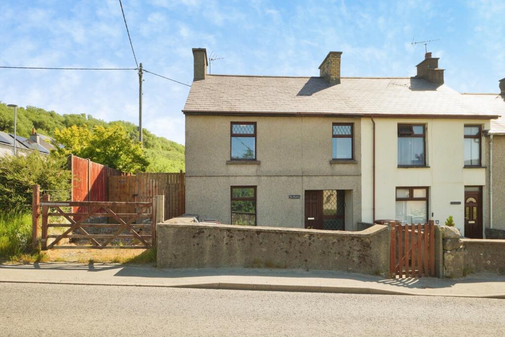 Main image of property: Ty Penfro, GARNDOLBENMAEN, Gwynedd, LL51