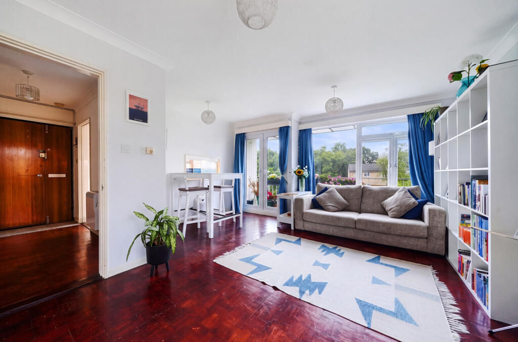 Apartment in Southampton, Glen Eyre - View 4