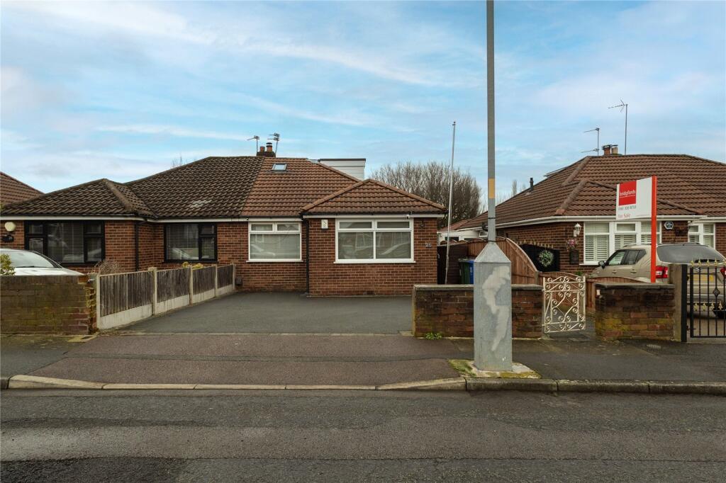 Main image of property: Low Wood Road, Denton, Manchester, Greater Manchester, M34