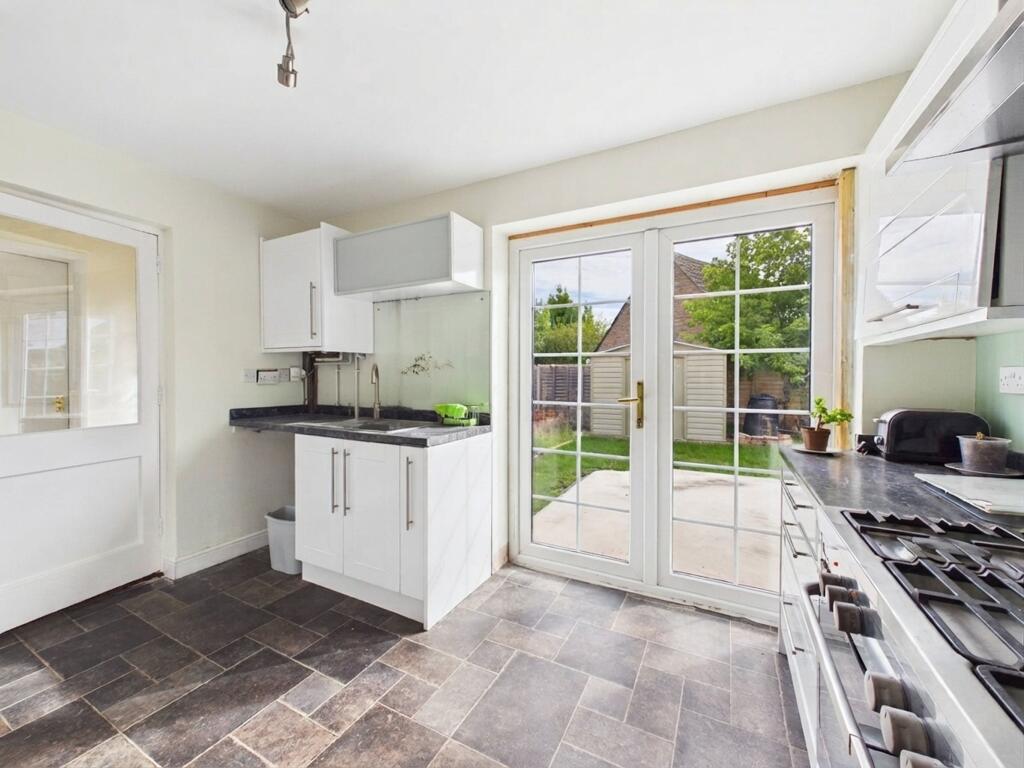 House in Peterborough - View 5
