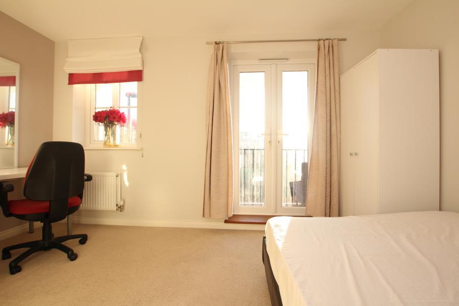 5 bedroom terraced house for rent
