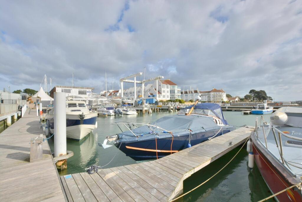 Additional image 23 of Lake Drive, Hamworthy, Poole, BH15