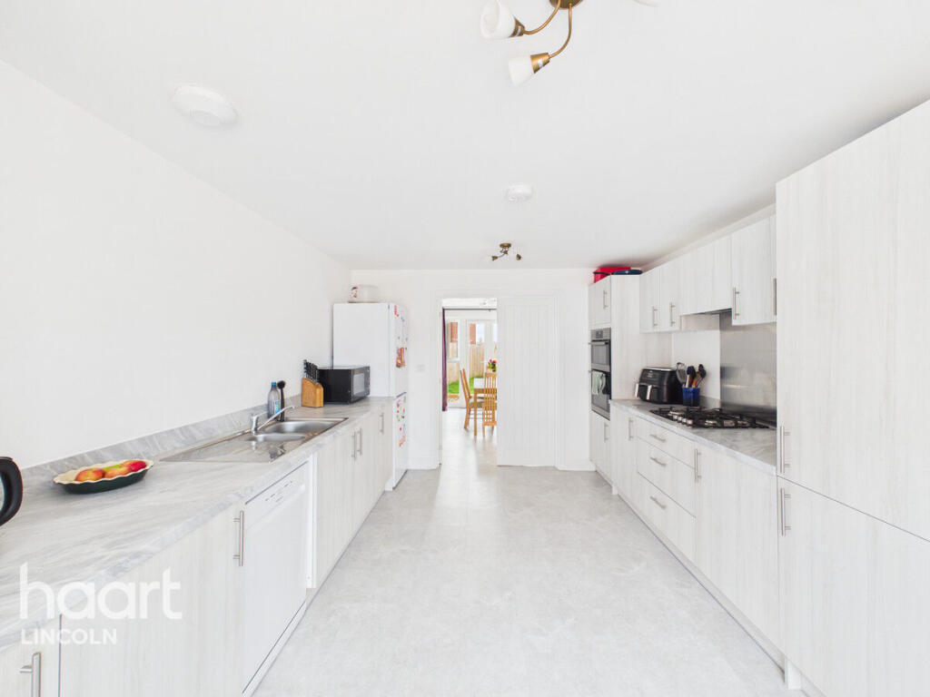 House in North Kesteven, Sleaford - More
