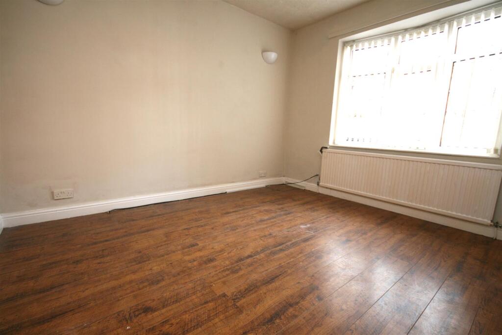 House in Wigan - View 4