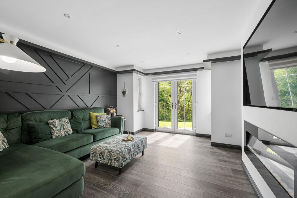 Quarrywood Court, Livingston - View 3