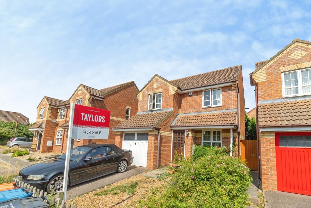 Main image of property: Wardle Place, Oldbrook, Milton Keynes, Buckinghamshire, MK6
