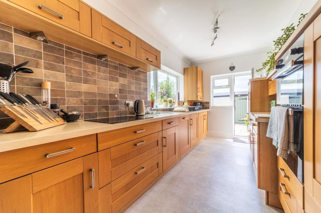 House in Portsmouth - View 3