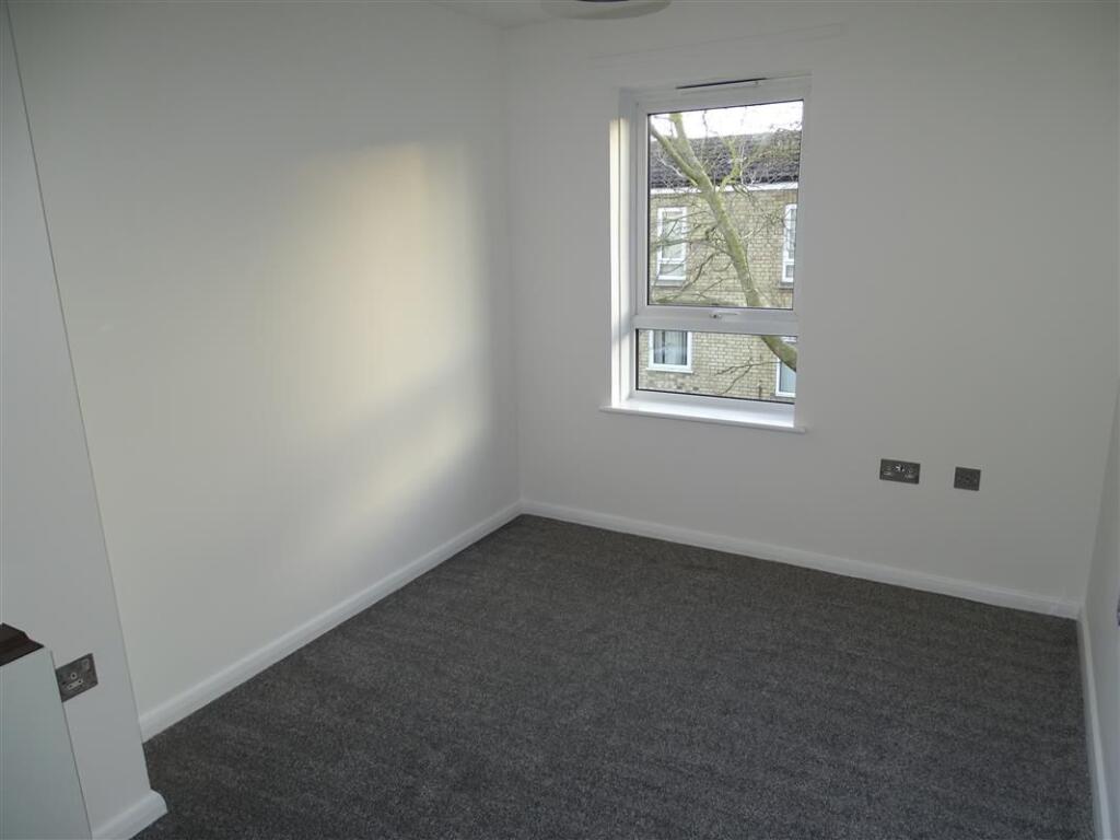 Whitsed Street: Eastfield photo 2