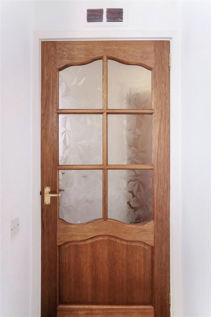 House in Glenrothes, Pitteuchar - View 5