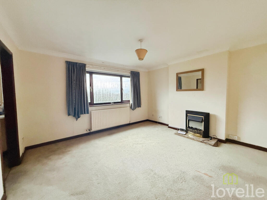 Main image of property: Warren Close, Gainsborough, DN21