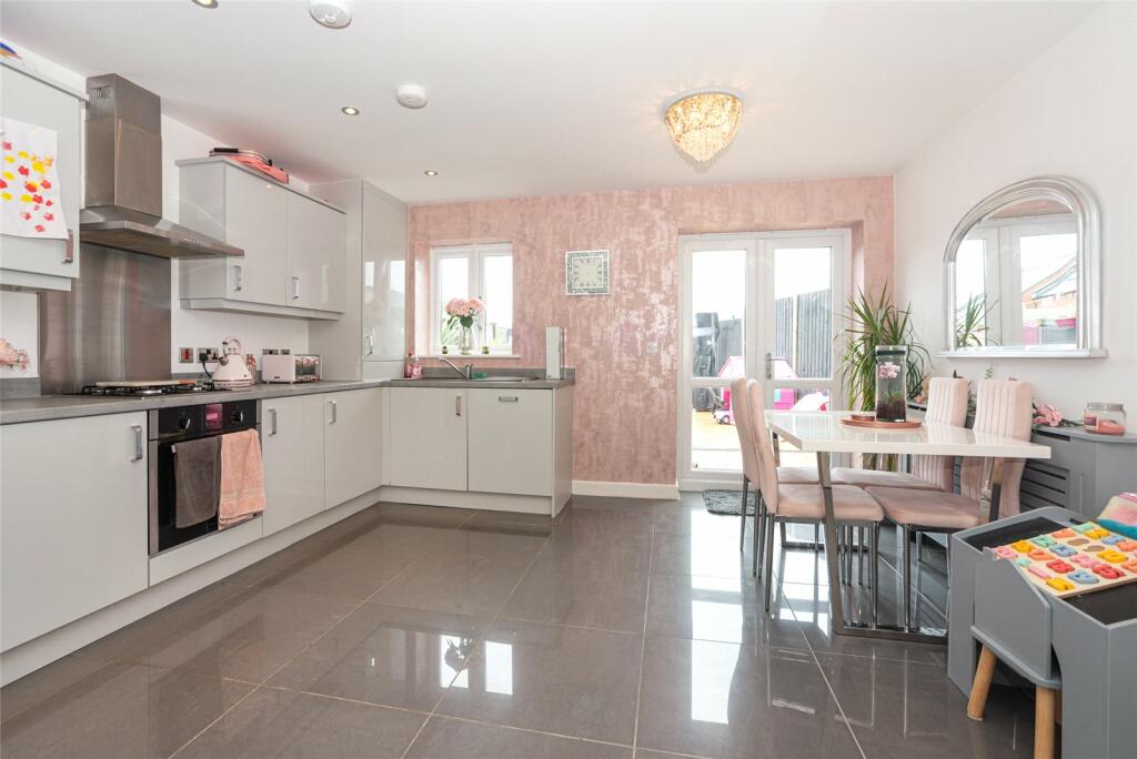 Gwel Y Llan, Caernarfon, Gwynedd, LL55 photo 3