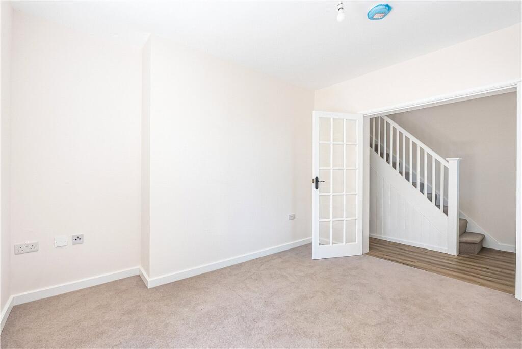 House in St Albans, Redbourn - View 5
