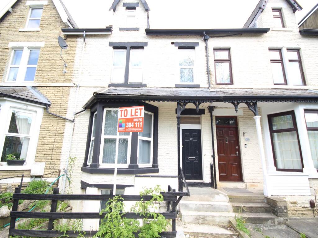 29 Pemberton Drive , Bradford,
