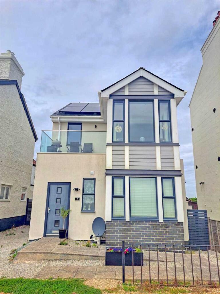 Main image of property: Southcliff Parade, Walton On the Naze