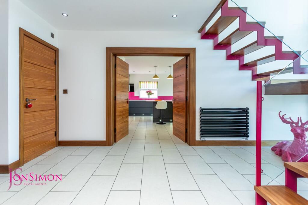 Holcombe Road, Helmshore, Rossendale, BB4 - View 6