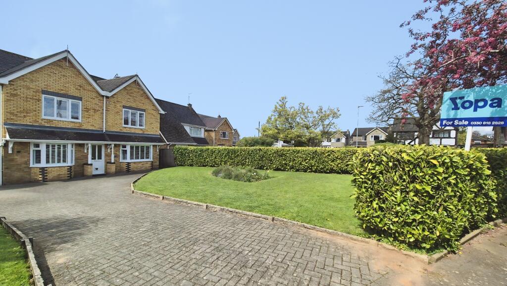 4-bed detached on Werburgh Drive, Stoke-on-trent, ST4, £450,000