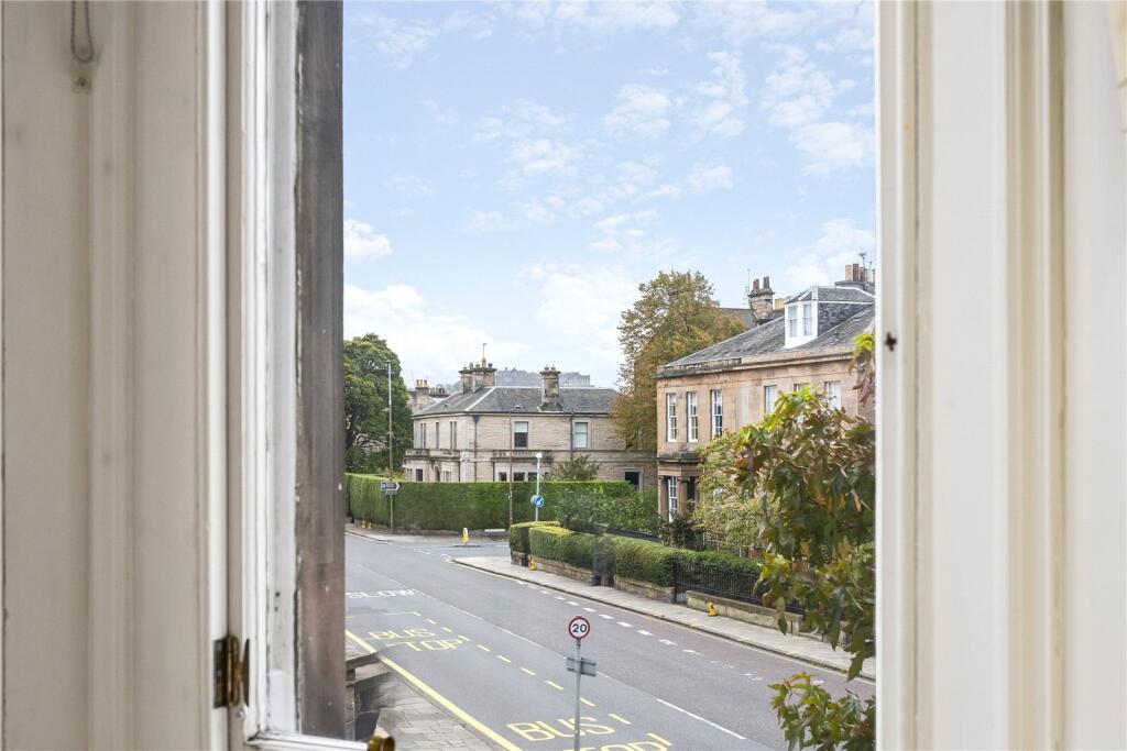 Apartment in Edinburgh, Goldenacre, Inverleith - View 4