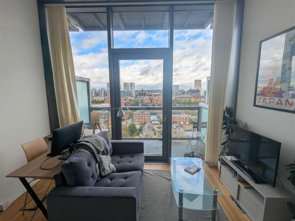 Main image of property: Clippers Quay, Salford