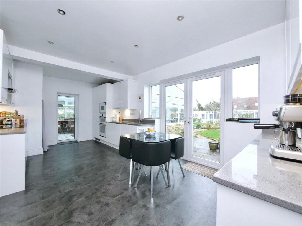 Additional image 4 of Successful Cattery Business & Family Home