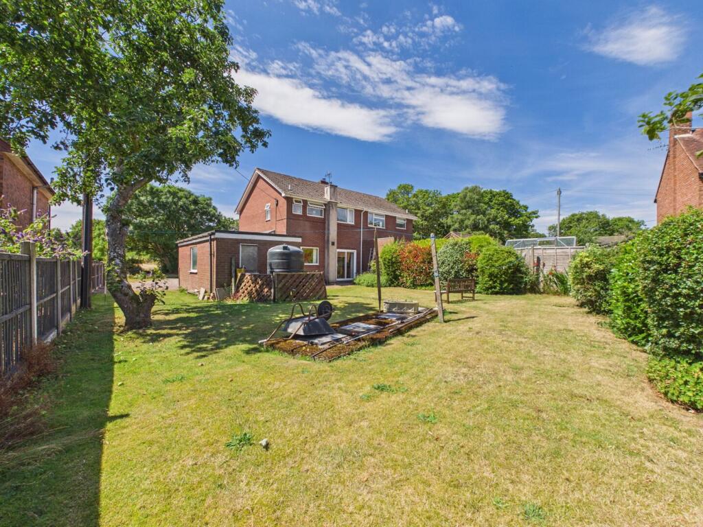 House in Telford - View 2