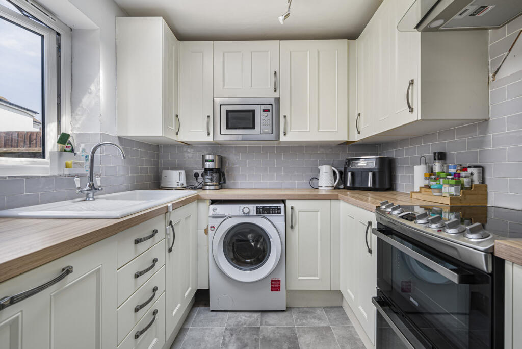 House in Sidcup, Halfway Street, Blackfen - View 3