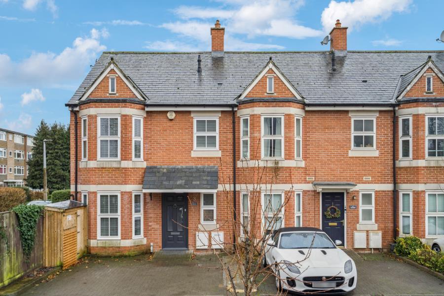 Main image of property: Bury Mews, Rickmansworth