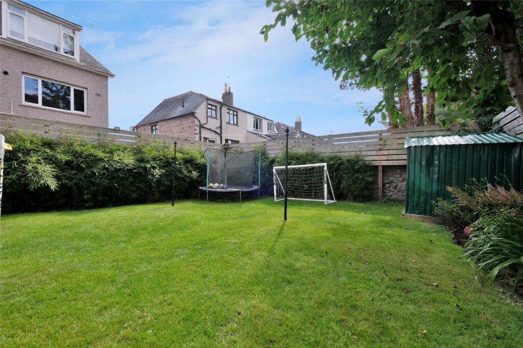 Apartment in Aberdeen, Ferryhill, Ferryhill and Ruthrieston - View 4