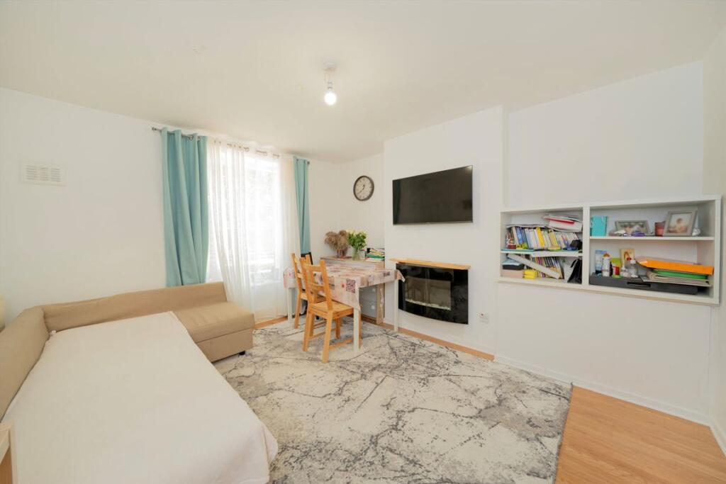Main image of property: Gosling Way, Oval