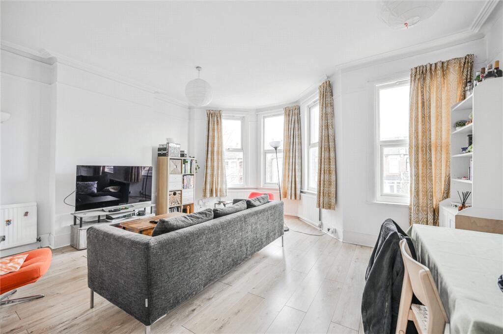 Brownlow Road, London, N11 photo 4