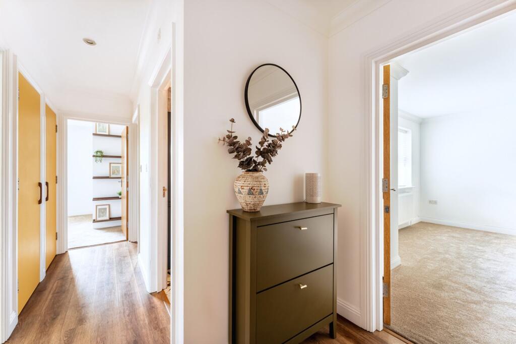Browning Avenue, Orion Court, BH5 - View 3
