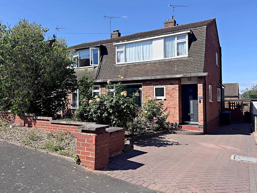 Main image of property: Lunn Avenue, Kenilworth