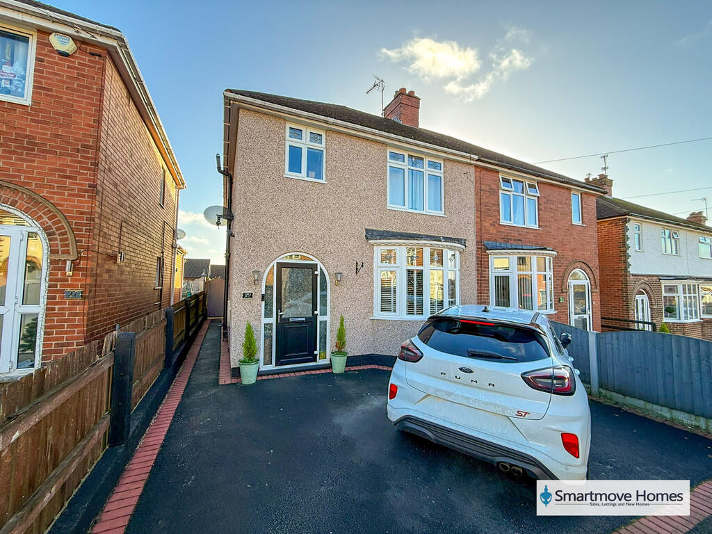 3-bed semi-detached on Derwent Road, Ripley, £270,000