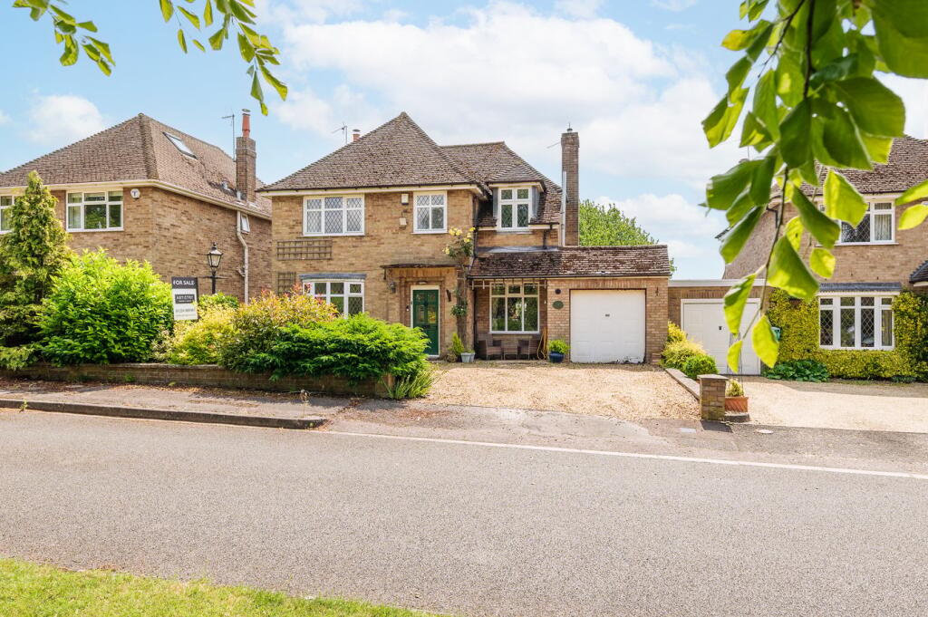 4-bed detached on The Green, Turvey, MK43, £800,000
