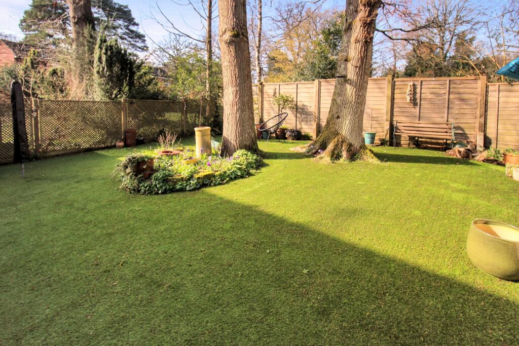 Kent Road, Whitehill, Bordon, Hampshire, GU35 photo 2