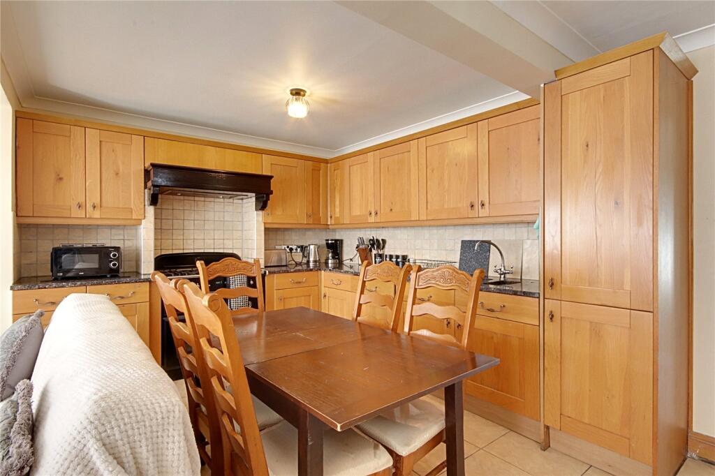 House in Enfield - More
