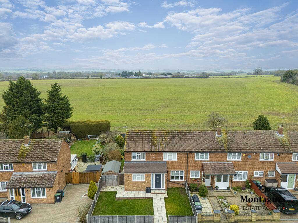 3-bed house on Queens Road, North Weald, CM16, £500,000