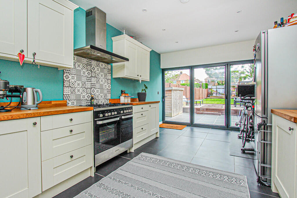 Allen Road, Finedon - View 6