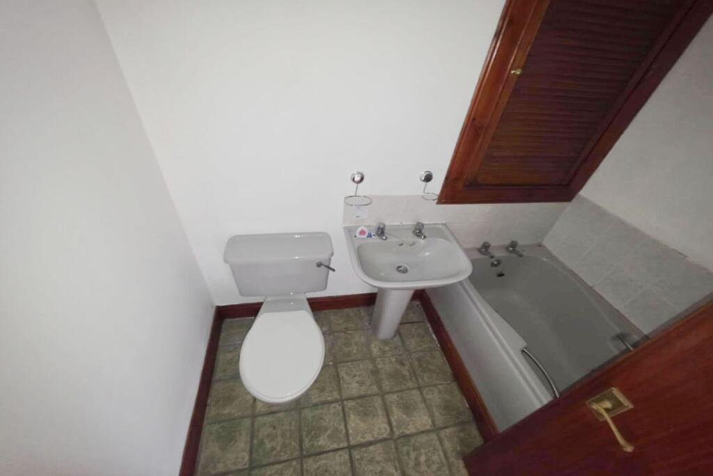 Additional image 5 of 72A, Hutcheon Street (Eastmost FFF), Aberdeen, AB253TB