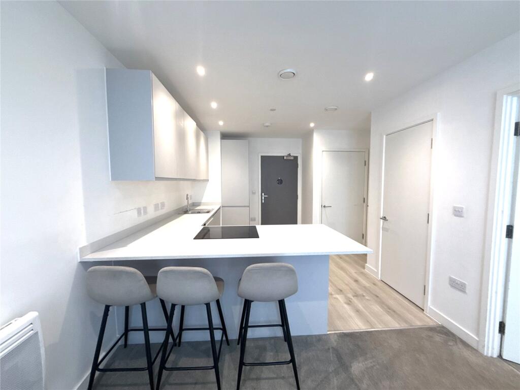 Apartment in Trafford, Greater Manchester - View 3