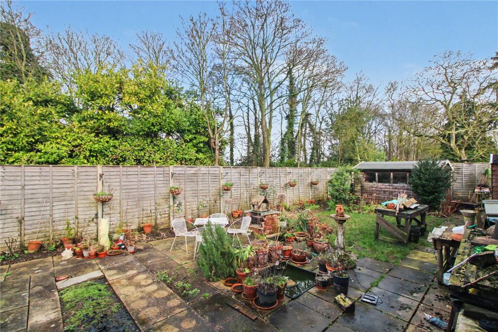 Old Hall Gardens, Brooke, Norwich, Norfolk, NR15 - View 3