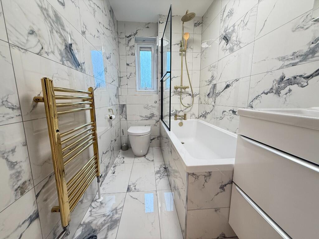 Apartment in Manchester - View 5