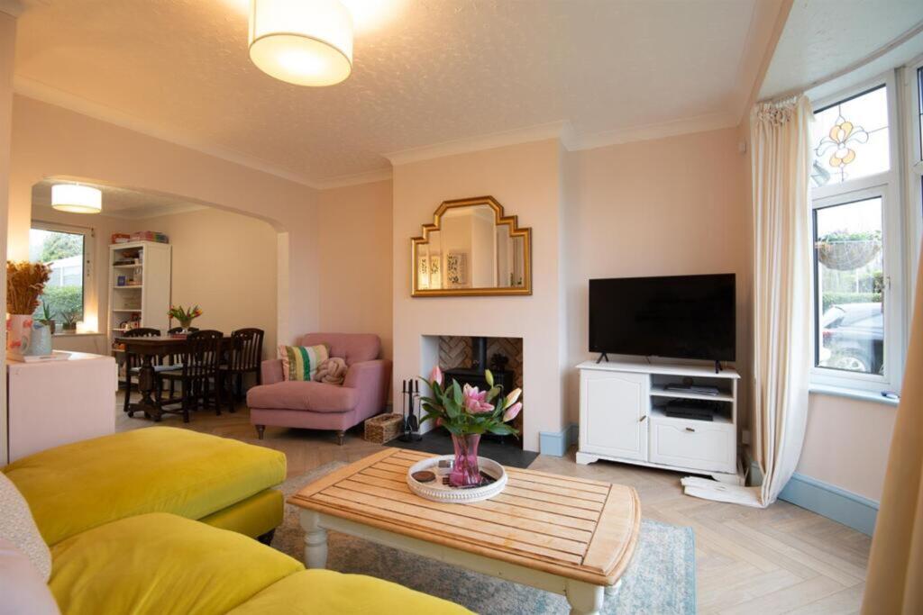 House in Great Harrowden, North Northamptonshire - View 4