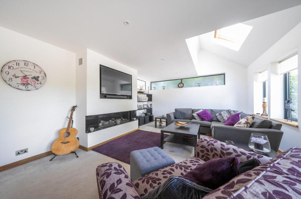 House in Tonbridge - View 3