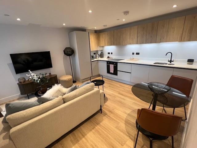 Apartment in Bournemouth - More