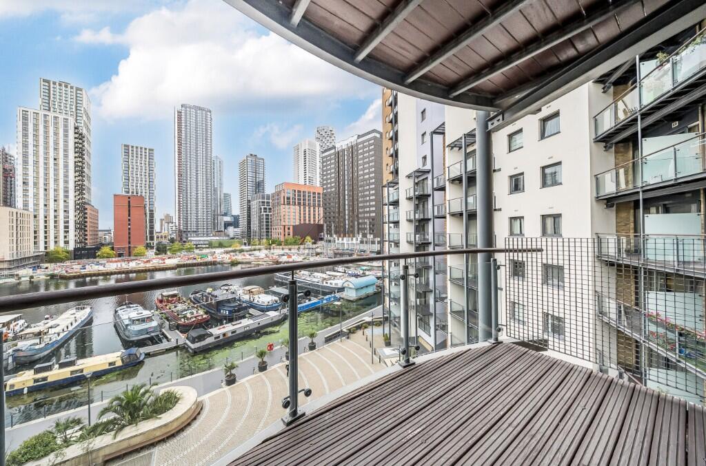 Main image of property: Boardwalk Place, London, E14